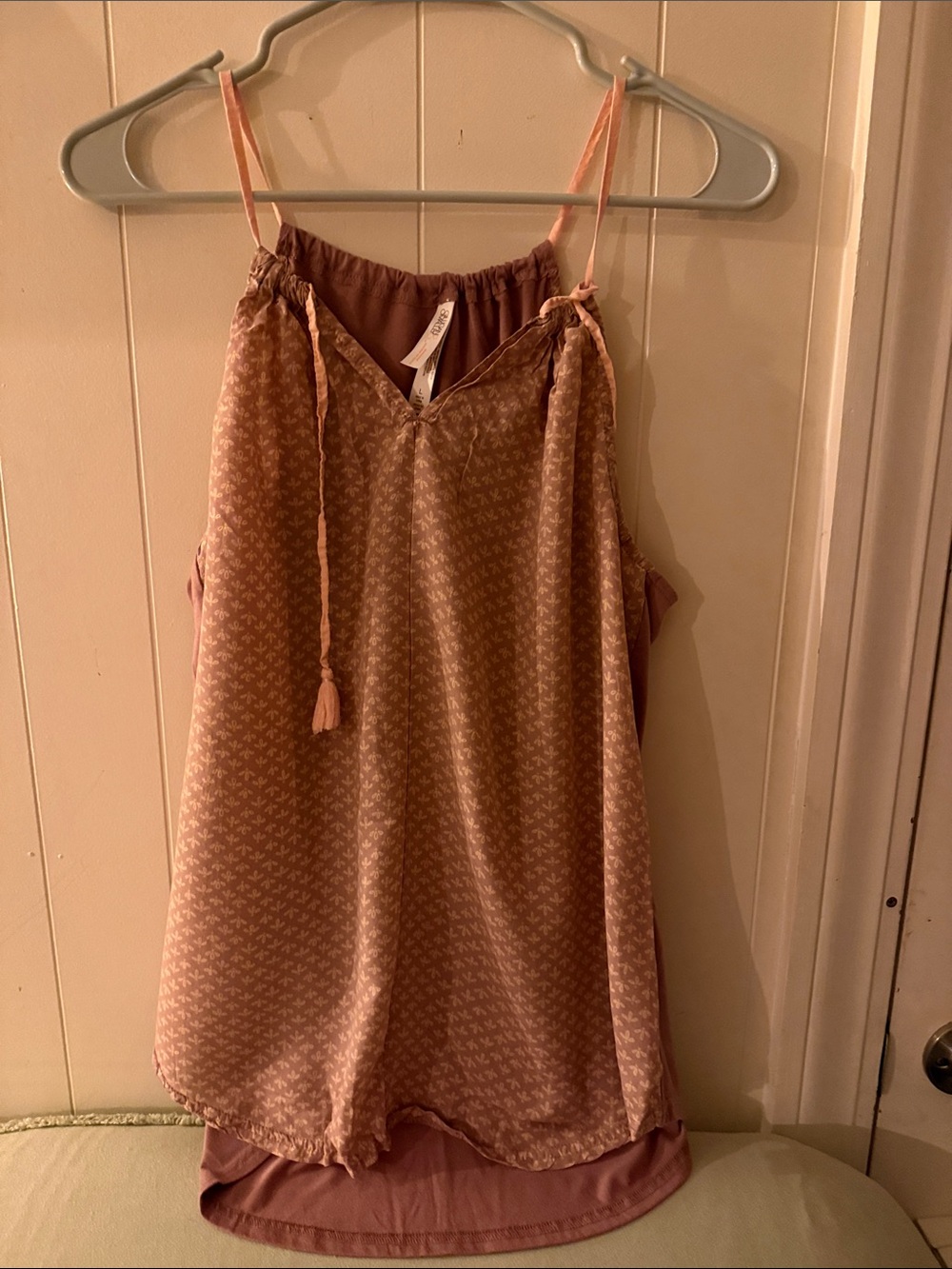 Gilligan & O'Malley Blush Pink Printed Spaghetti Strap Camisole